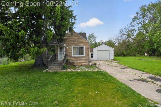 28304 Eton Street, Westland, MI 48186