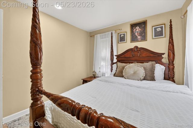28304 Eton Street, Westland, MI 48186