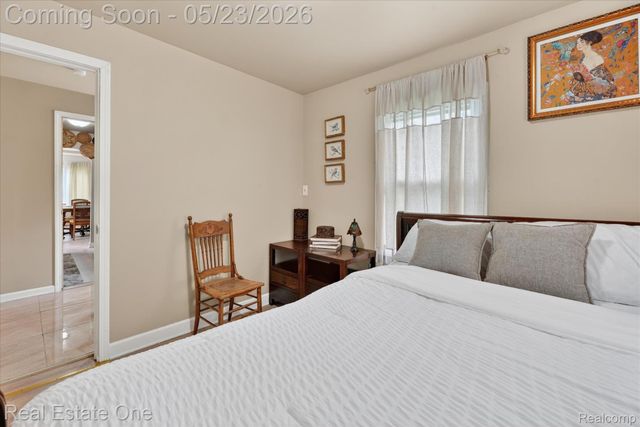 28304 Eton Street, Westland, MI 48186