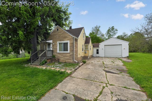 28304 Eton Street, Westland, MI 48186