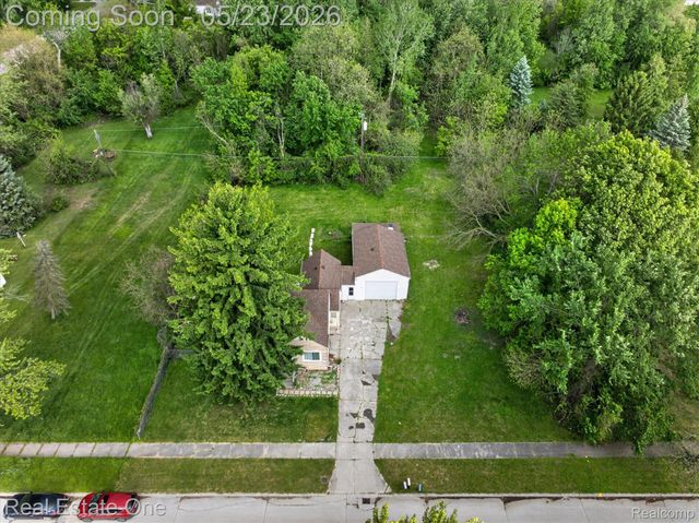 28304 Eton Street, Westland, MI 48186