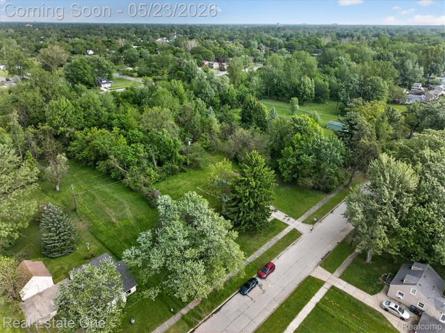 28304 Eton Street, Westland, MI 48186
