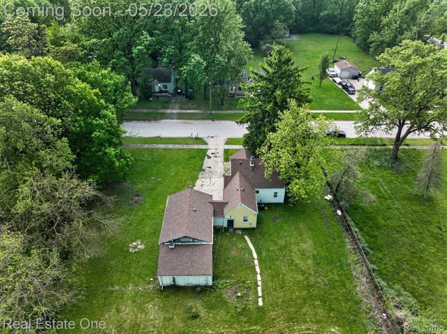 28304 Eton Street, Westland, MI 48186