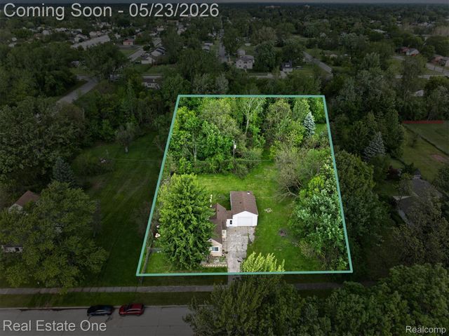 28304 Eton Street, Westland, MI 48186