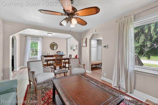 28304 Eton Street, Westland, MI 48186