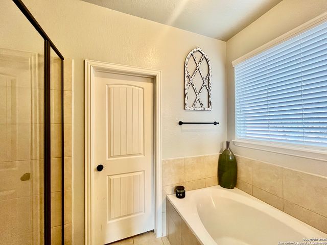 13030 Grove Ledge, San Antonio, TX 78253