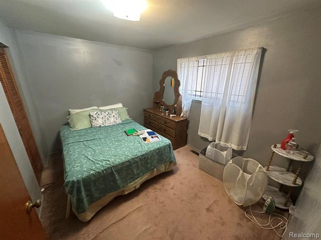 20135 Ilene Street, Detroit, MI 48221