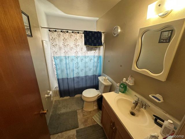 20135 Ilene Street, Detroit, MI 48221