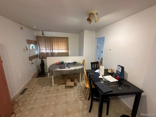 20135 Ilene Street, Detroit, MI 48221