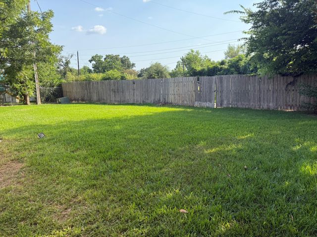 7743 Water Park Lane, Houston, TX 77086