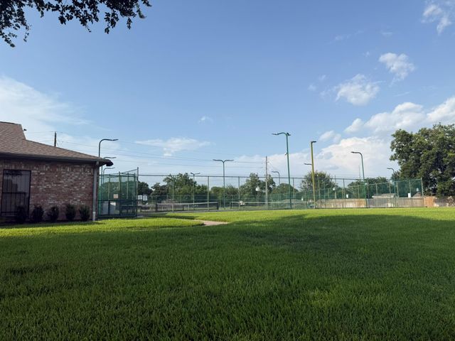 7743 Water Park Lane, Houston, TX 77086