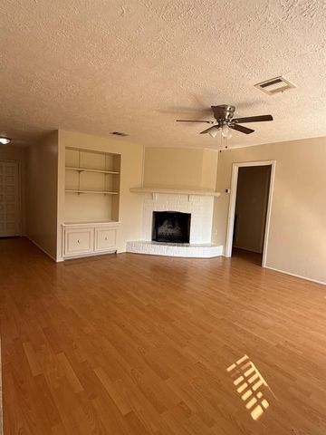 7743 Water Park Lane, Houston, TX 77086