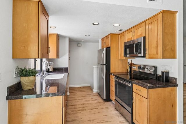 1680 N Coast Highway 101 30, Encinitas, CA 92024