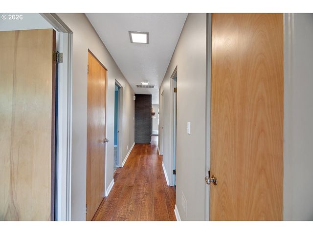 10723 Se STEPHENS St, Portland, OR 97216