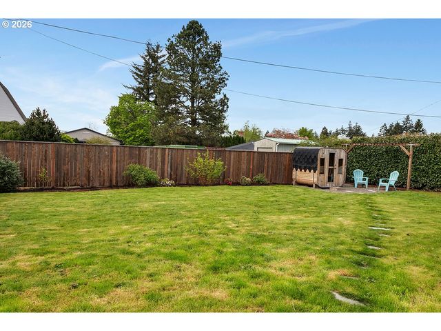 10723 Se STEPHENS St, Portland, OR 97216