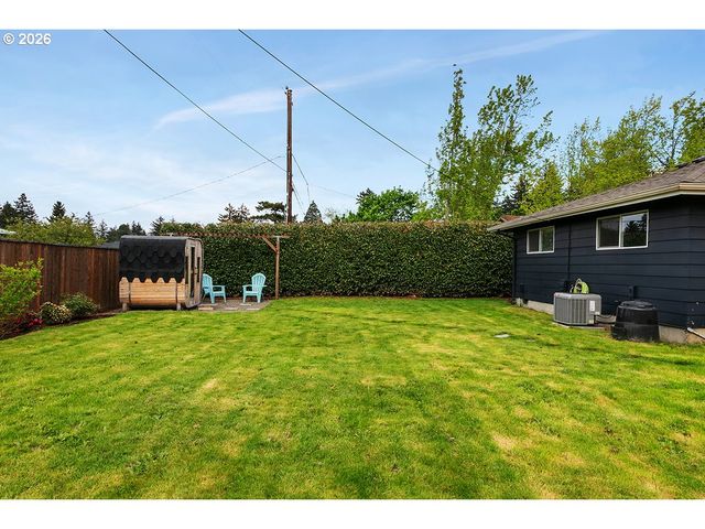 10723 Se STEPHENS St, Portland, OR 97216