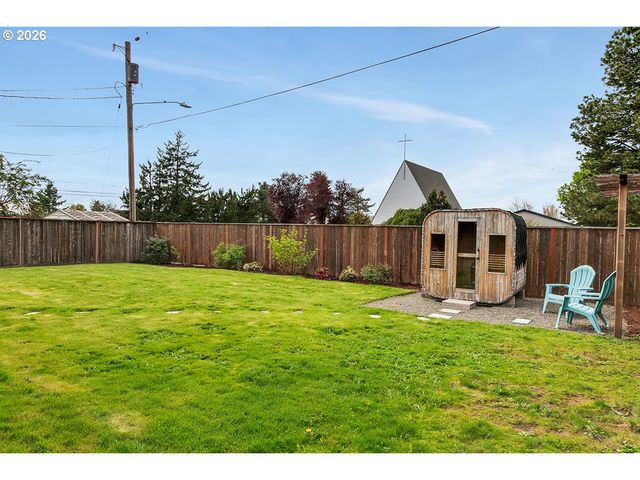 10723 Se STEPHENS St, Portland, OR 97216