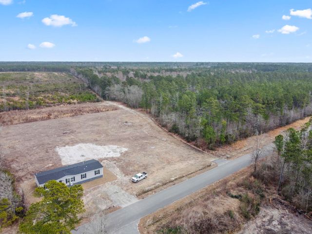 7300 Bellaire Dr., Nichols, SC 29581