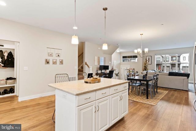 311 ESTATE DR, Mechanicsburg, PA 17055