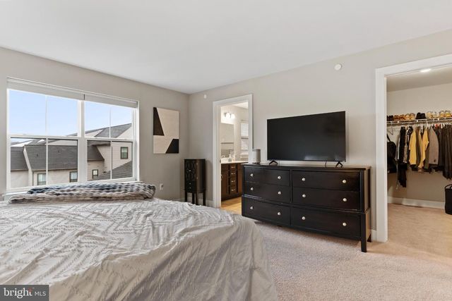 311 ESTATE DR, Mechanicsburg, PA 17055