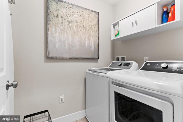 311 ESTATE DR, Mechanicsburg, PA 17055