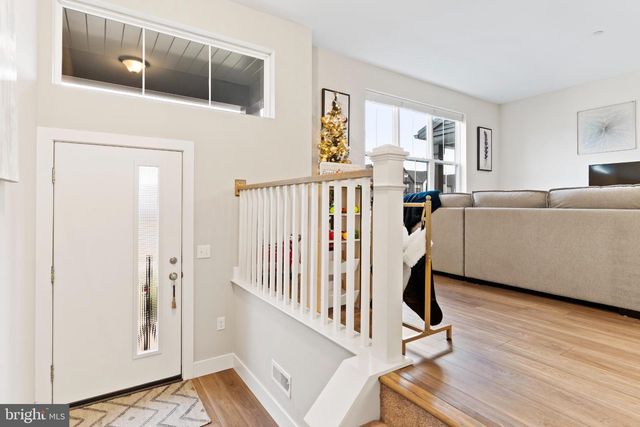 311 ESTATE DR, Mechanicsburg, PA 17055