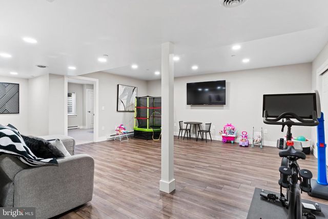 311 ESTATE DR, Mechanicsburg, PA 17055