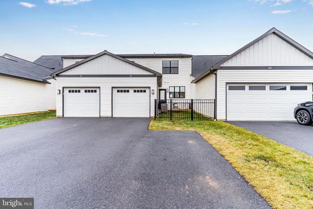 311 ESTATE DR, Mechanicsburg, PA 17055