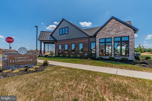 311 ESTATE DR, Mechanicsburg, PA 17055