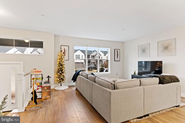 311 ESTATE DR, Mechanicsburg, PA 17055