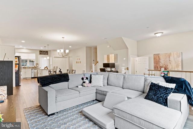 311 ESTATE DR, Mechanicsburg, PA 17055