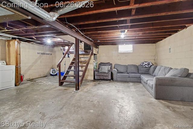 26296 Oakland Street, Inkster, MI 48141