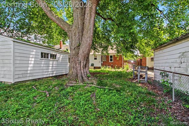 26296 Oakland Street, Inkster, MI 48141