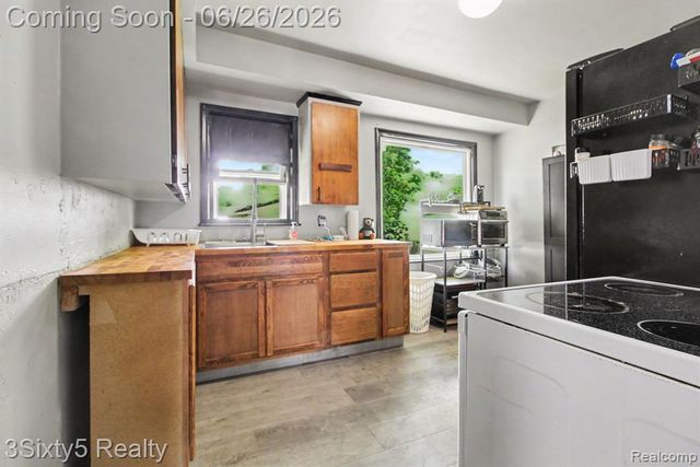 26296 Oakland Street, Inkster, MI 48141