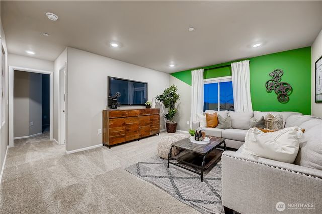 19708 137th Avenue E, Graham, WA 98338