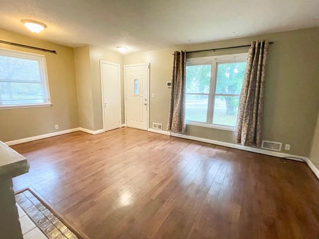 6506 Eliot View Road, Saint Louis Park, MN 55426