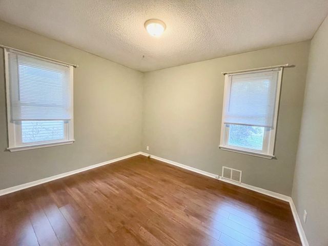 6506 Eliot View Road, Saint Louis Park, MN 55426