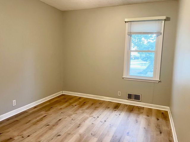 6506 Eliot View Road, Saint Louis Park, MN 55426