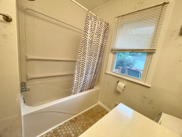 6506 Eliot View Road, Saint Louis Park, MN 55426