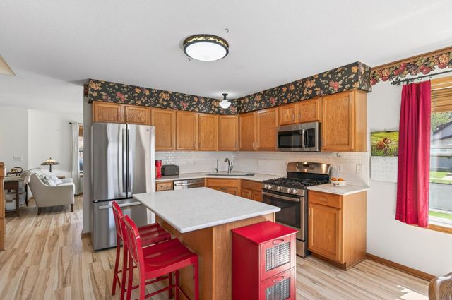 601 1st Avenue NW, Osseo, MN 55369