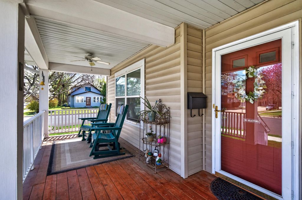 601 1st Avenue NW, Osseo, MN 55369