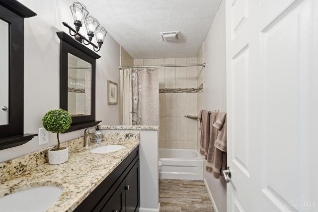 5615 Wheatmore Court, Mason, OH 45040