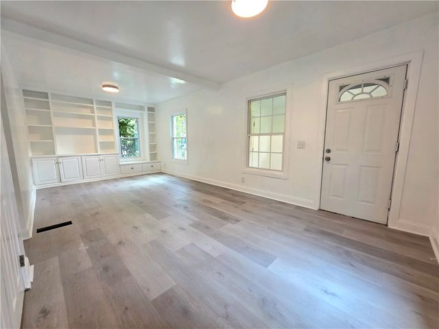 27 Potomac Street, Rochester, NY 14611