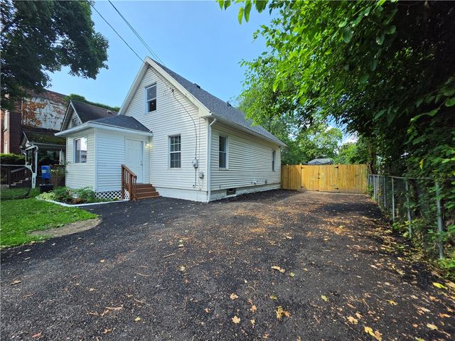27 Potomac Street, Rochester, NY 14611
