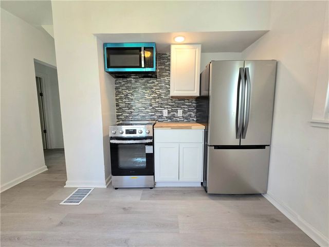 27 Potomac Street, Rochester, NY 14611