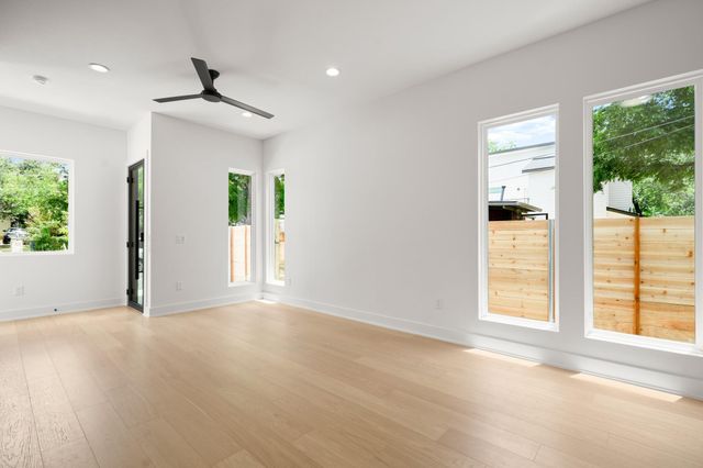 913 Capitol CT 1, Austin, TX 78756