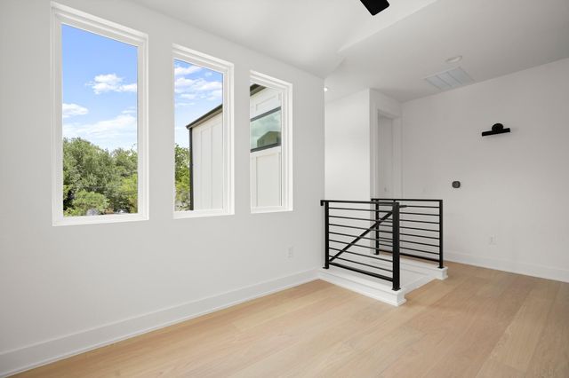 913 Capitol CT 1, Austin, TX 78756