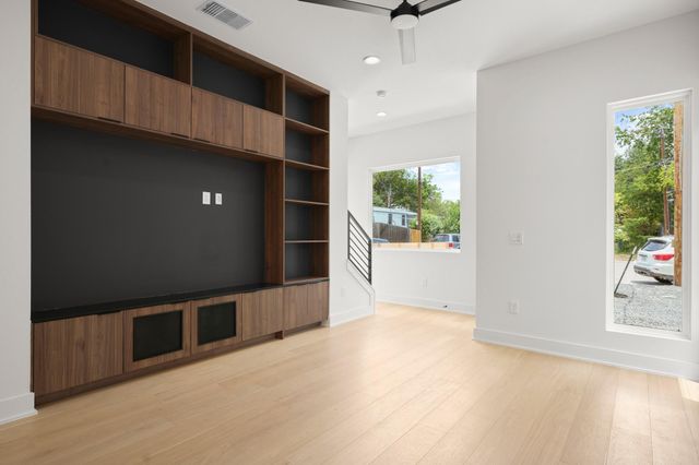 913 Capitol CT 1, Austin, TX 78756