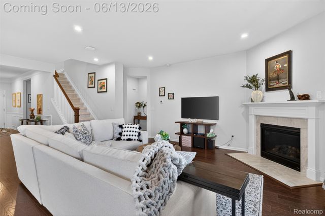 48827 Windfall Road, Novi, MI 48374