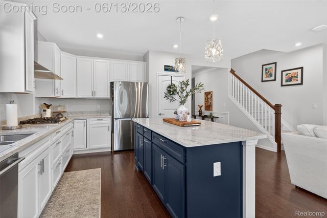48827 Windfall Road, Novi, MI 48374